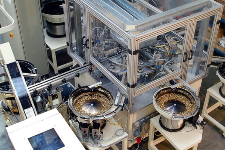 簡潔剖釋如今國內(nèi)幾款主流MF-04C直線送料器的進步